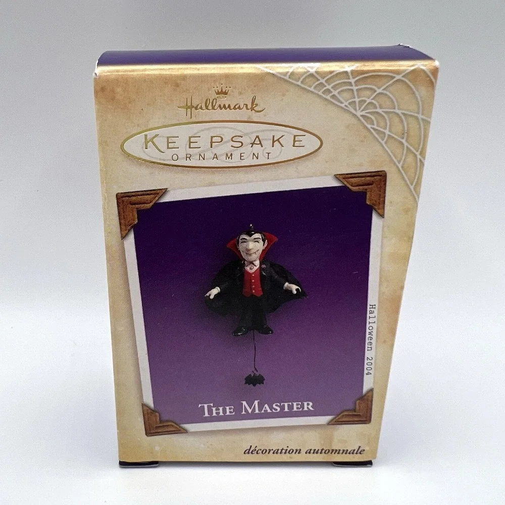 Hallmark Halloween Ornament The Master Pull String Vampire Dracula 2004